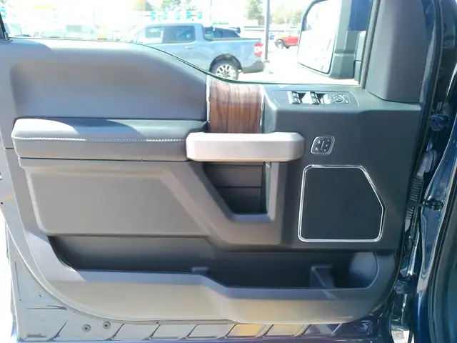 2019 Ford F-150 XLT 4WD SuperCrew 5.5' Box for sale - Photo 15