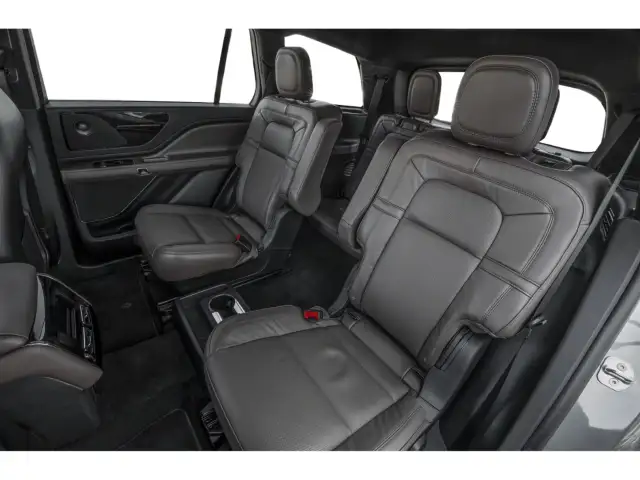 2026 Lincoln Aviator - Photo 10