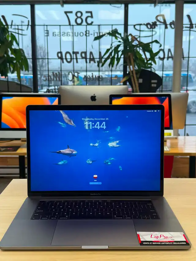 Apple Macbook Pro 15 inch Touchbar i7 16 GB 500gb - Photo 3