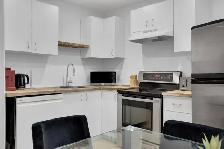 Bright Furnished Room–Downtown/Metro -$850–Short Term- Monthly - Photo 9