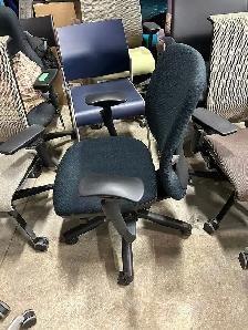 Teknion Amicus Chair For Sell-Call Us! - Photo 2