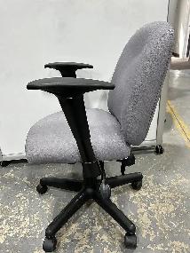 Harts Ergonomic Chair! - Photo 3