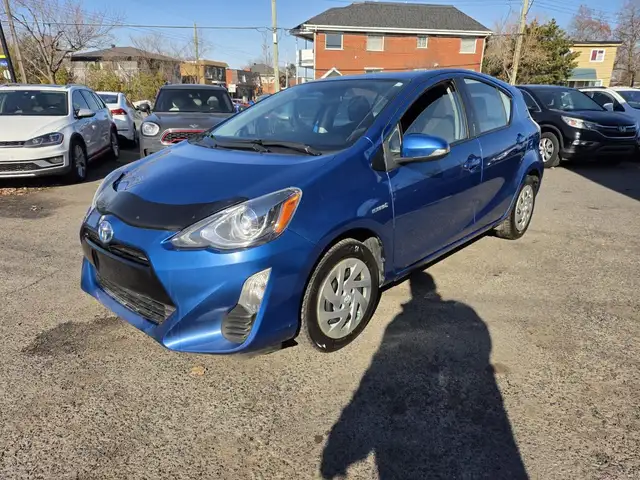 Toyota Prius c 2016 HYBRIDE AUBAINE - Photo 3