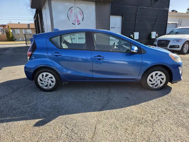 Toyota Prius c 2016 HYBRIDE AUBAINE - Photo 8