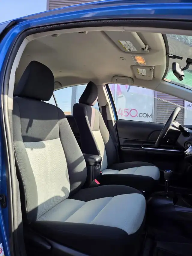 Toyota Prius c 2016 HYBRIDE AUBAINE - Photo 9