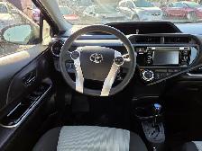 Toyota Prius c 2016 HYBRIDE AUBAINE - Photo 12