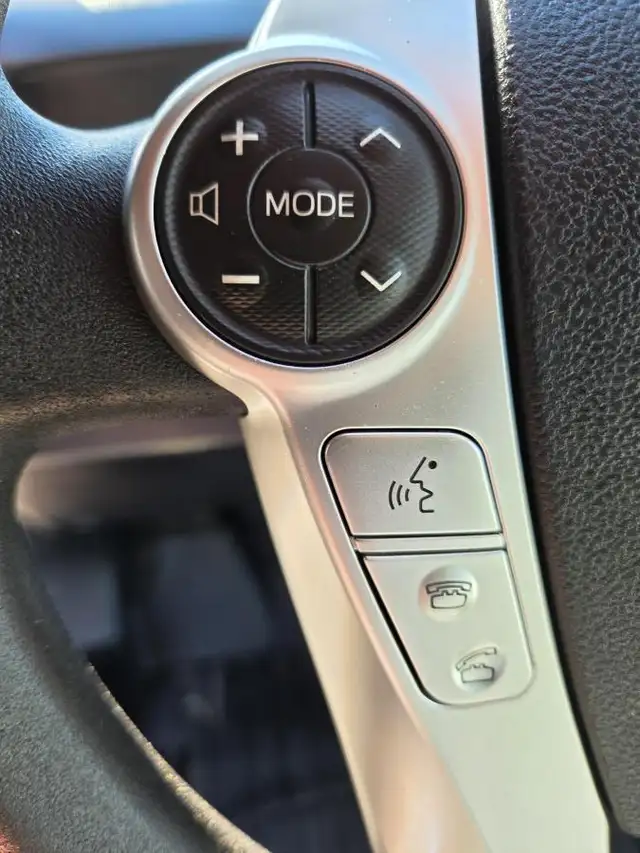 Toyota Prius c 2016 HYBRIDE AUBAINE - Photo 15