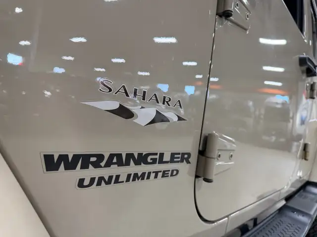 2016 Jeep WRANGLER UNLIMITED 4WD Sahara - BLUETOOTH AUDIO - HEAT - Photo 2