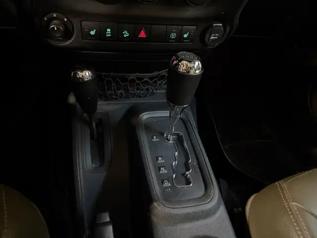 2016 Jeep WRANGLER UNLIMITED 4WD Sahara - BLUETOOTH AUDIO - HEAT - Photo 20