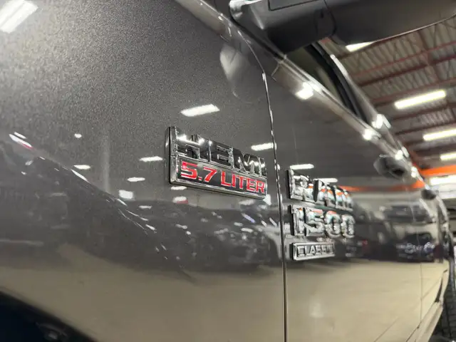 2019 Ram 1500 Classic HEMI 5.7 ST 4x4 CrewCab 5'7' Box|REAR CAME - Photo 9