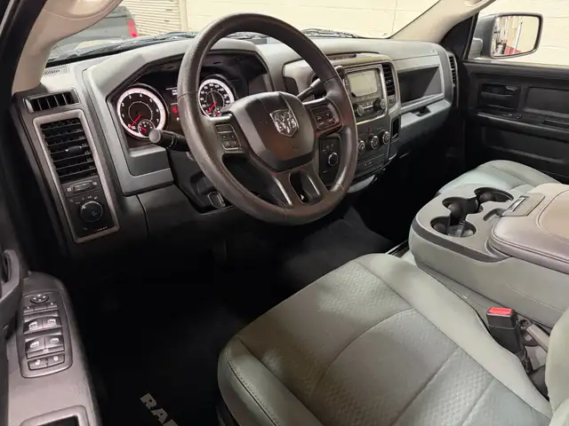 2019 Ram 1500 Classic HEMI 5.7 ST 4x4 CrewCab 5'7' Box|REAR CAME - Photo 10