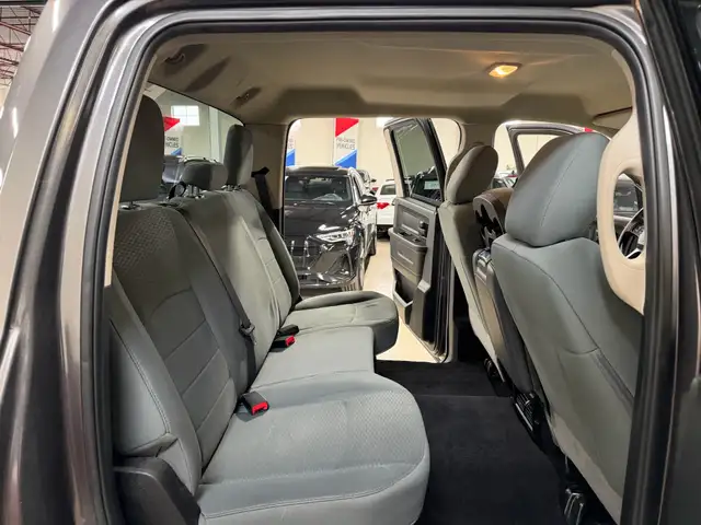 2019 Ram 1500 Classic HEMI 5.7 ST 4x4 CrewCab 5'7' Box|REAR CAME - Photo 13