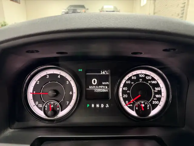 2019 Ram 1500 Classic HEMI 5.7 ST 4x4 CrewCab 5'7' Box|REAR CAME - Photo 20