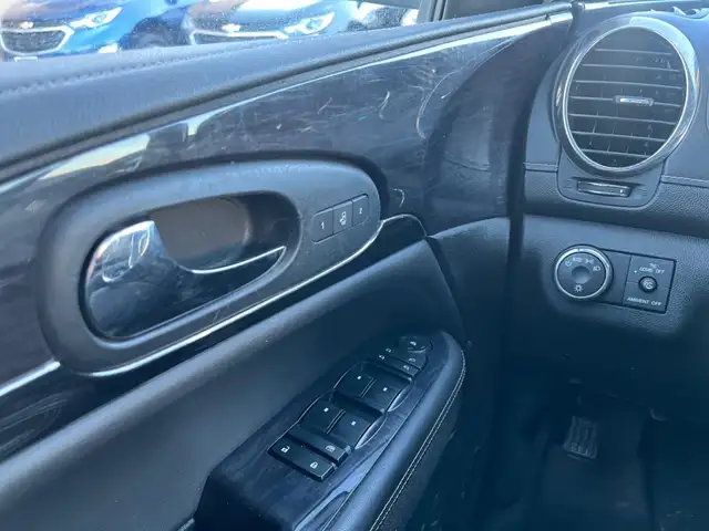 2017 Buick Enclave PREMIUM | FULLY LOADED | DUAL ROOF | LEATHER - Photo 24