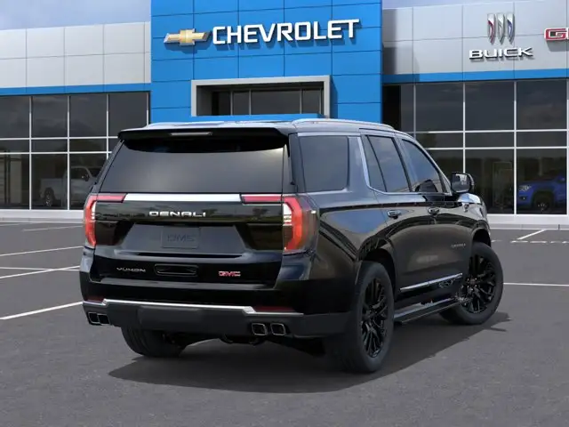 2026 GMC Yukon Denali - Photo 4