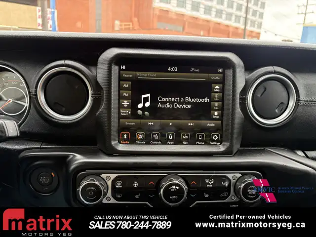 2023 Jeep Gladiator Overland - Photo 18