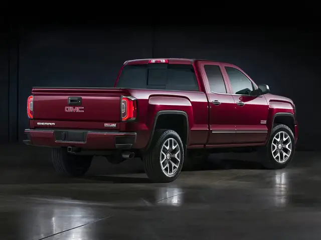 2018 GMC Sierra 1500 SLT Sierra SLT 1500 4WD Crew - Photo 2