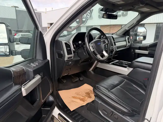 2021 FORD F-350 LARIAT CREW CAB 6.7 POWERSTOKE - Photo 9