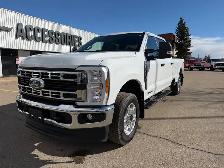2025 FORD F-350 XLT CREW CAB LONG BOX