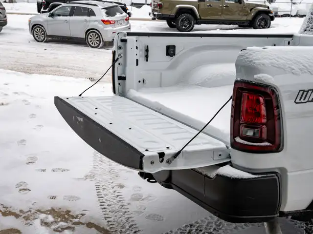 2026 Ram 2500 Warlock - Photo 9