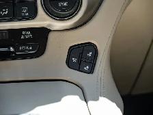 2020 GMC Yukon Denali - Photo 35