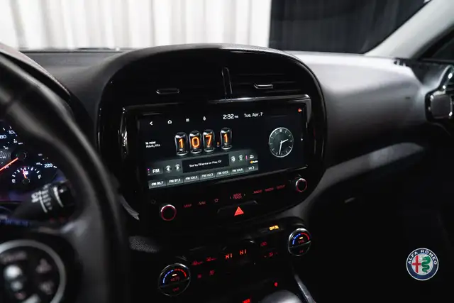 2022 Kia Soul GT-Line Limited 1 OWNER ACCIDENT FREE! - Photo 13