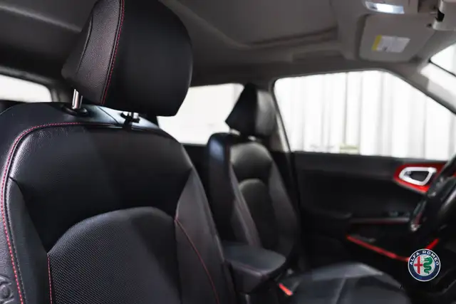 2022 Kia Soul GT-Line Limited 1 OWNER ACCIDENT FREE! - Photo 23