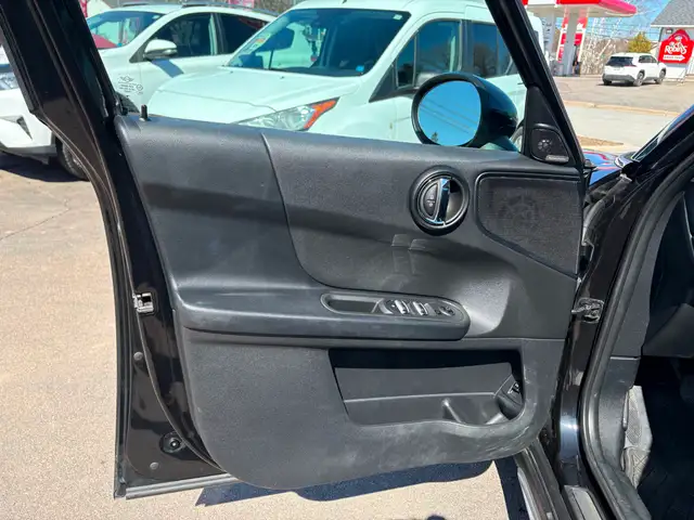 2019 Mini Countryman Cooper Dual Sunroof! AWD! Backup Camera! - Photo 11