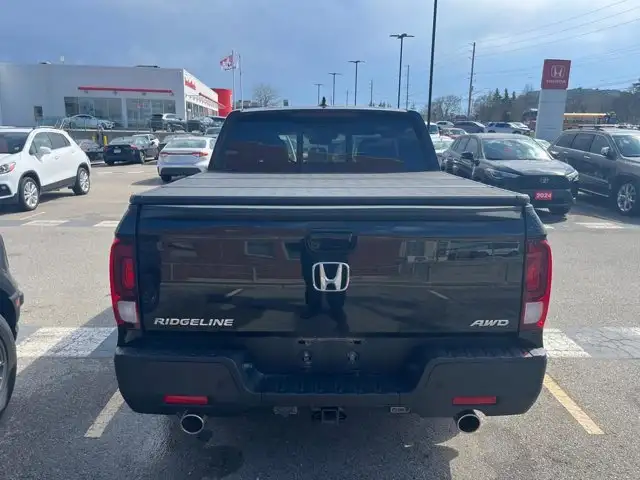 2022 Honda Ridgeline Black Edition | 1 Owner | Leather - Photo 5