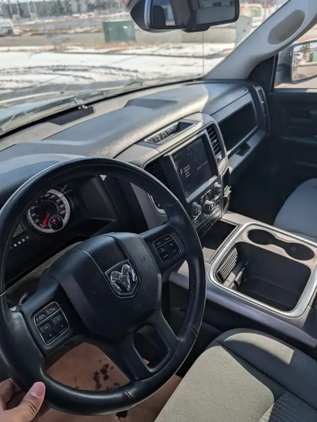 2023 Ram 1500 Classic Express 4x4 Crew Cab 5'7' Box - Photo 15