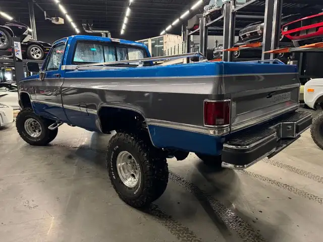 1987 Chevrolet K10 | 4x4 | 5.3L LS | 3-Speed Manual - Photo 3