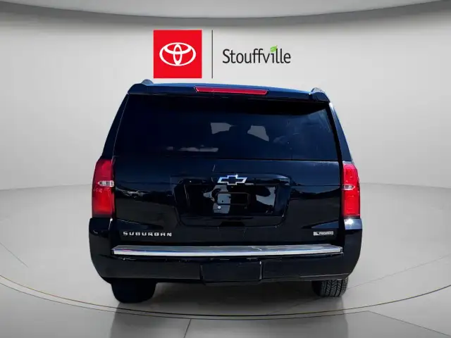 2017 Chevrolet Suburban Premier TRADE-IN | PREMIER PACKAGE |... - Photo 3