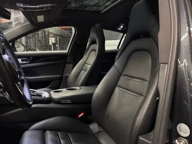 2019 Porsche Panamera 4 | Premium Package Plus | Adaptive Air - Photo 5