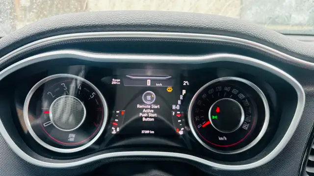 2016 Dodge Challenger 2dr Cpe SXT - Photo 6