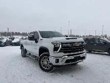 2024 Chevrolet Silverado 2500HD LTZ Premium 6.6L Duramax - Photo 2