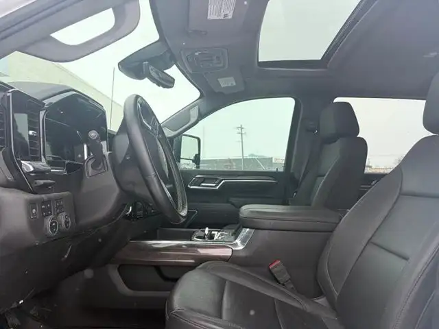 2024 Chevrolet Silverado 2500HD LTZ Premium 6.6L Duramax - Photo 6