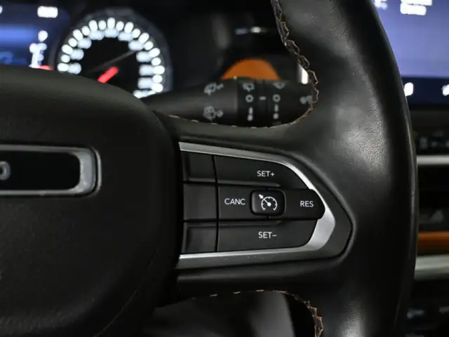 2022 Jeep Compass Limited No Accident Dual Tone Leather Heated S - Photo 15