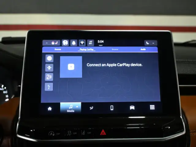 2022 Jeep Compass Limited No Accident Dual Tone Leather Heated S - Photo 16