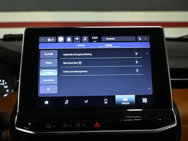 2022 Jeep Compass Limited No Accident Dual Tone Leather Heated S - Photo 17