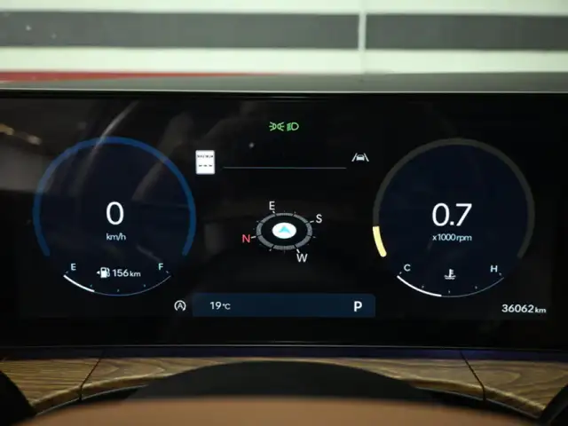 2025 Hyundai Santa Fe Luxury No Accident 360CAM Brown Interior P - Photo 13