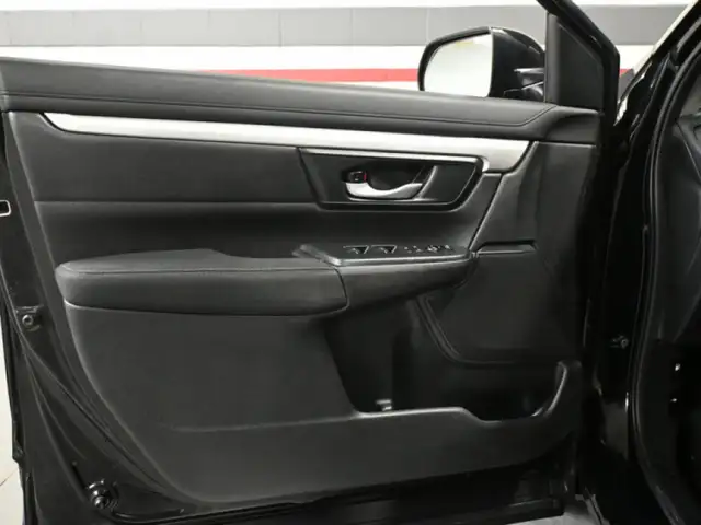 2018 Honda CR-V LX Heated Seats Apple Carplay Remote Start - Photo 11