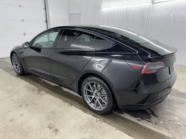 Tesla Model 3 SR  2023 à vendre - Photo 8