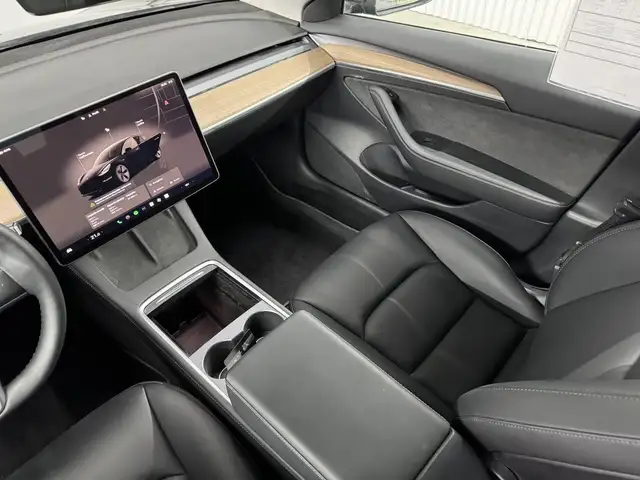 Tesla Model 3 SR  2023 à vendre - Photo 20