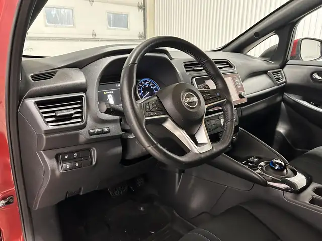 Nissan LEAF SV PLUS à hayon 2023 à vendre - Photo 11