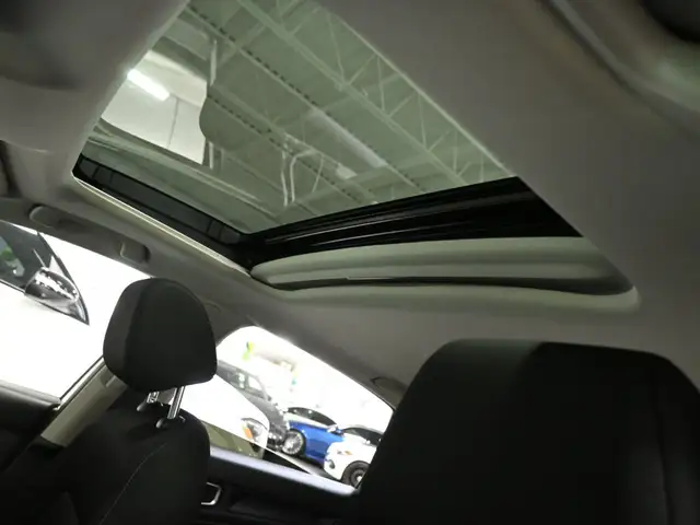 2024 Honda Civic EX No Accident Sunroof Blind Spot Remote Start - Photo 25