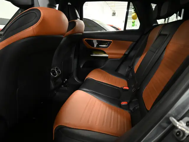 2023 Mercedes-Benz GLC 300 4MATIC No Accident 360CAM Panoramic R - Photo 25