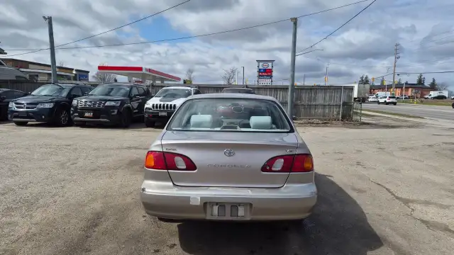 1998 Toyota Corolla LE, ONLY 111KMS, DRIVES GREAT, AS IS - Photo 4