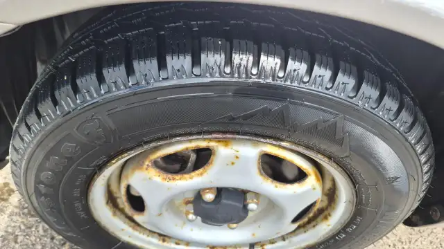 1998 Toyota Corolla LE, ONLY 111KMS, DRIVES GREAT, AS IS - Photo 16