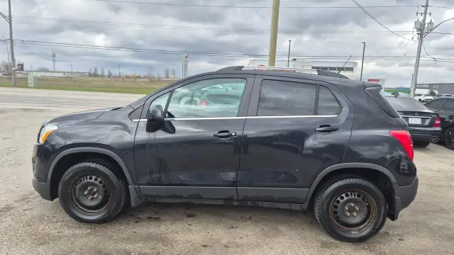2013 Chevrolet Trax LT, 2 SET OF WHEELS, AWD, CERTIFIED - Photo 3