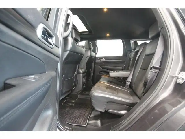 2019 Jeep Grand Cherokee ALTITUDE / V6 / TOIT / ATTACHE / 4X4 - Photo 14